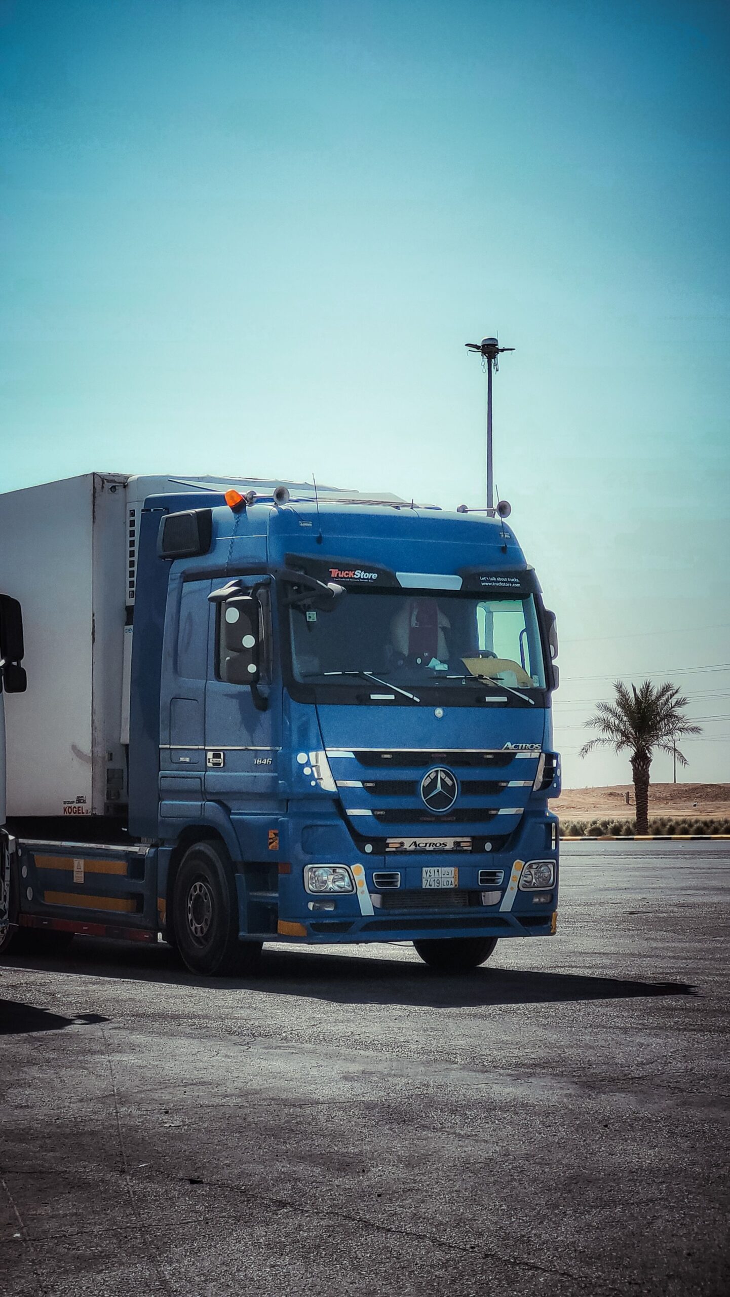 Heavy Duty Tow Truck and Wrecker Services